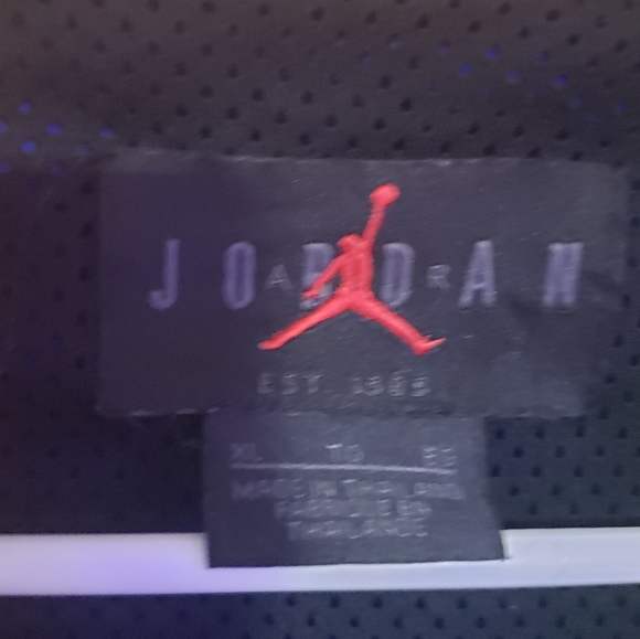 Jordan Air Jacket - Picture 3 of 3